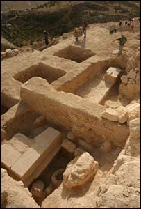 _42897675_herodium203.jpg